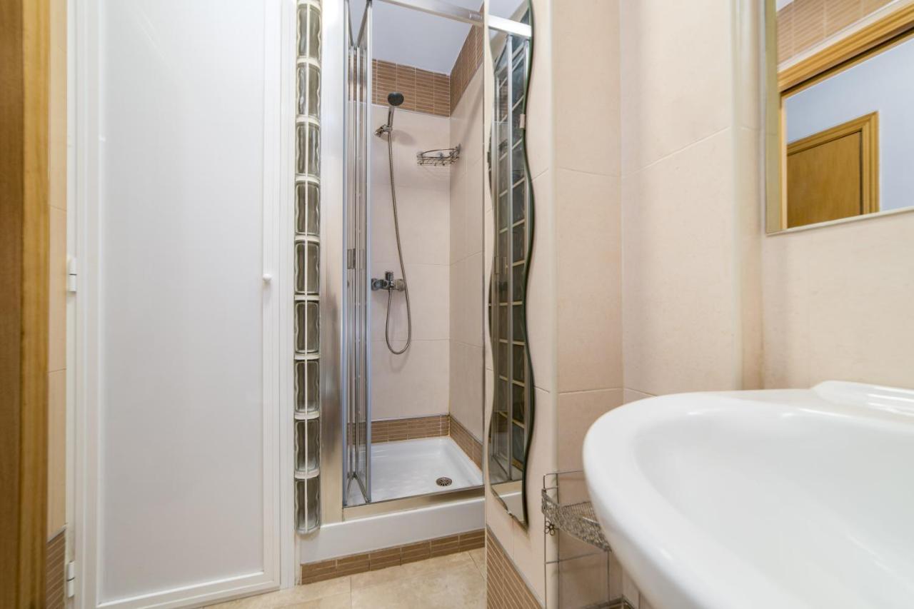 Apartamento Centrico Малага Екстер'єр фото